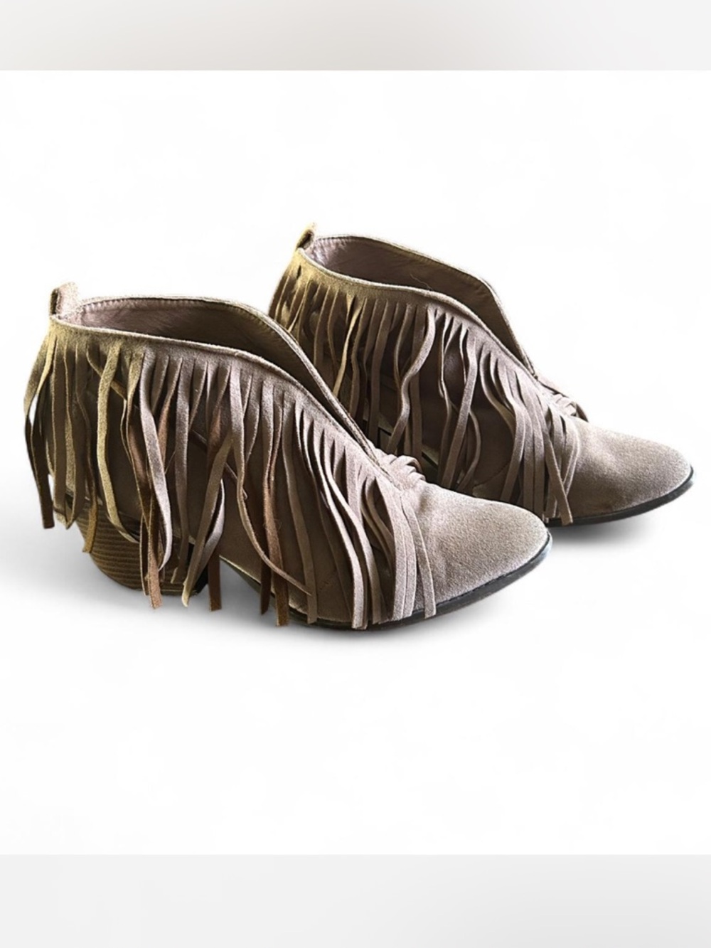 BEAST FASHION Taupe Fringe Suede Ankle Booties. Size 8.